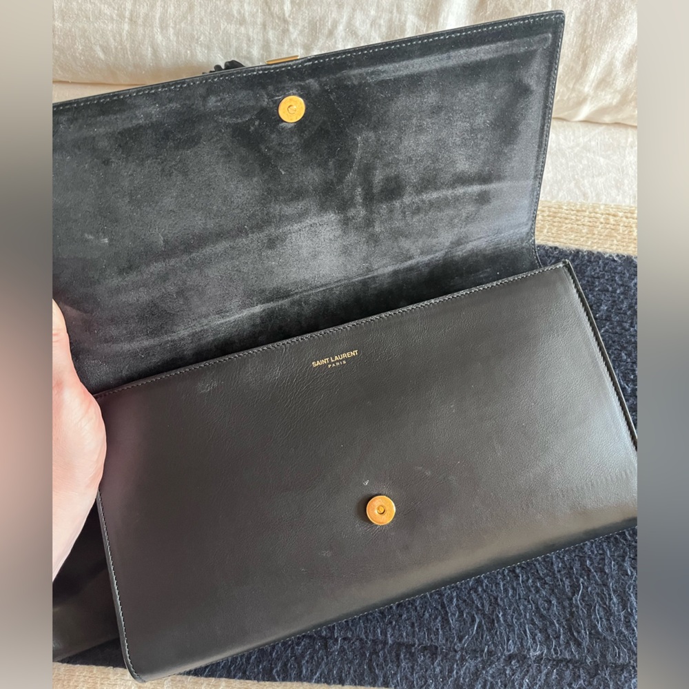 Black Y-Accented YSL Clutch - Picture 10 of 17